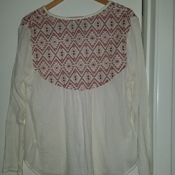 NWT Sheer top - Picture 2 of 3